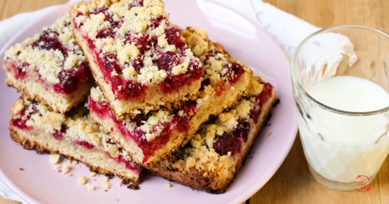 Cherry Crumb Bars
